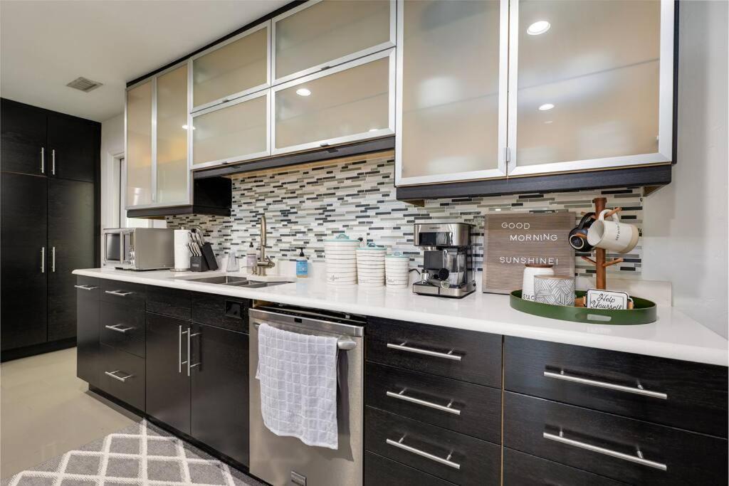 Uf Sunshine House - Patio & Bbq - Chef Kitchen - Ev Car Station - Upscale Neighborhood! Villa Gainesville Eksteriør bilde