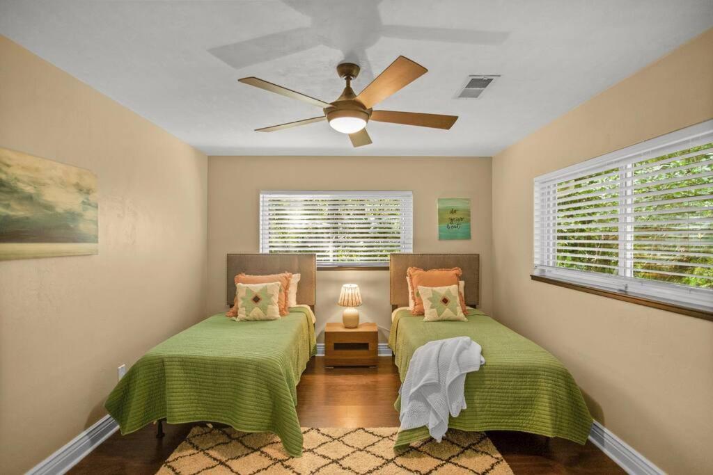 Uf Sunshine House - Patio & Bbq - Chef Kitchen - Ev Car Station - Upscale Neighborhood! Villa Gainesville Eksteriør bilde